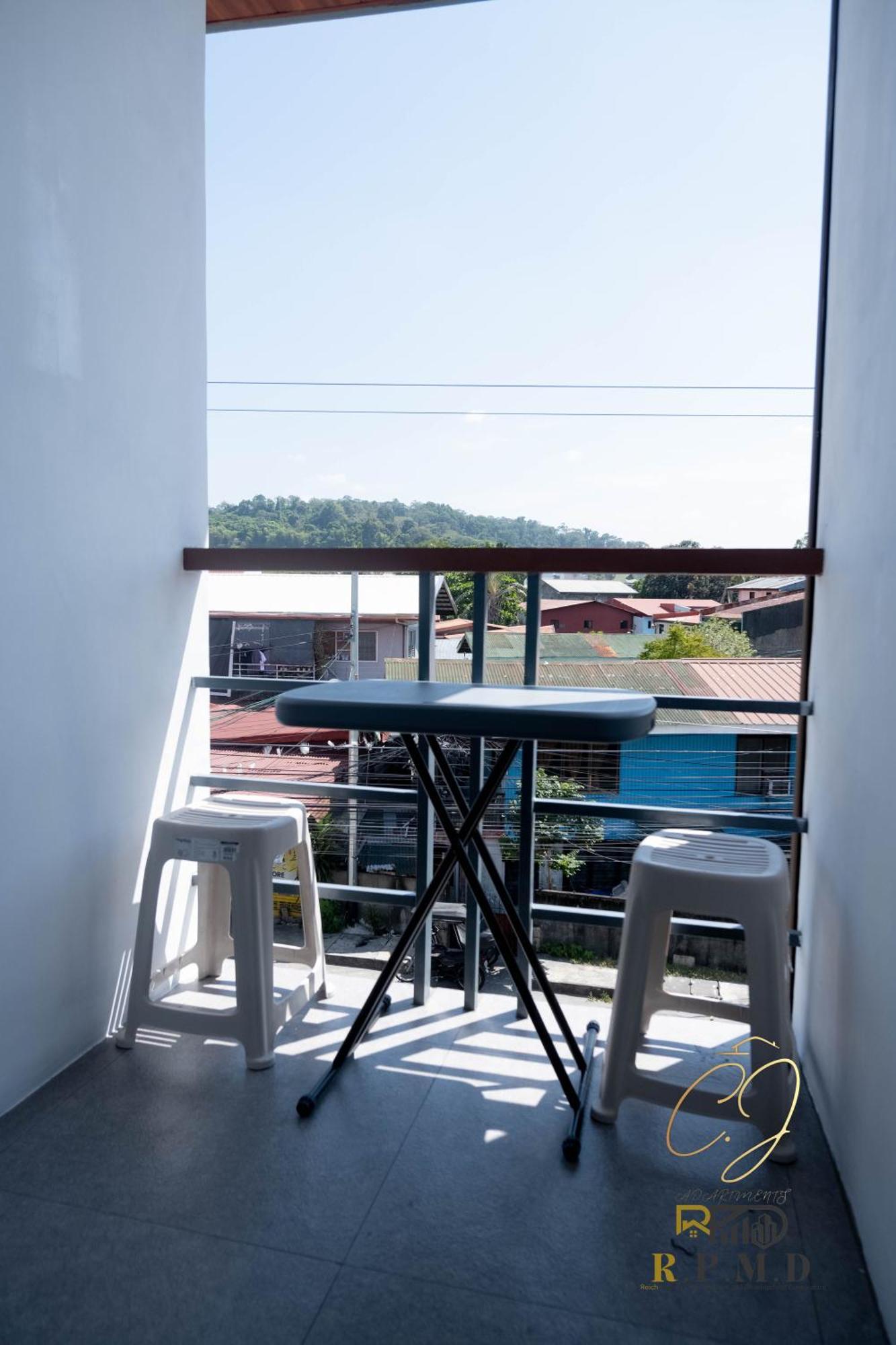 Cj Apartments Olongapo Extérieur photo